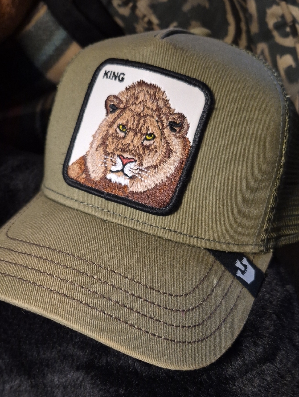 Adult Army/olive Green Trucker Cap With Lion Patch Embroidered KING.